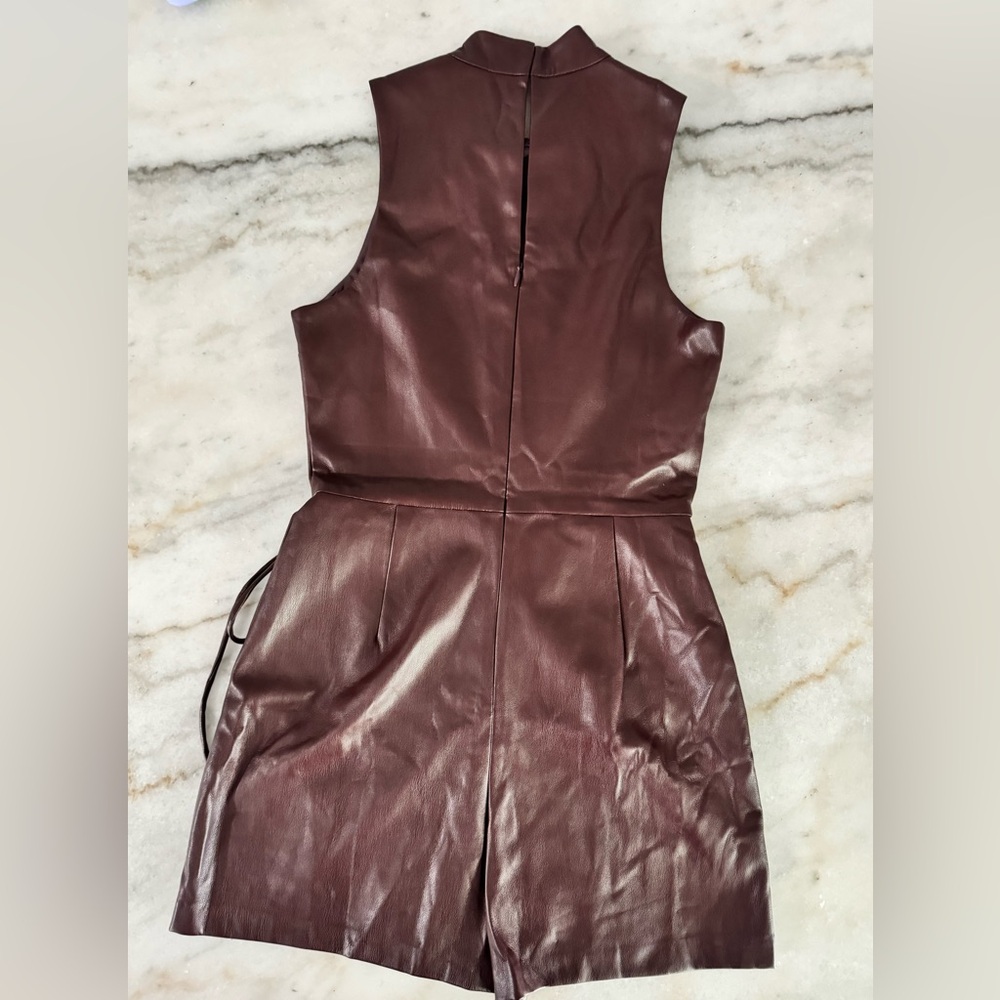 NWOT-Reed Romper - Picture 5 of 13